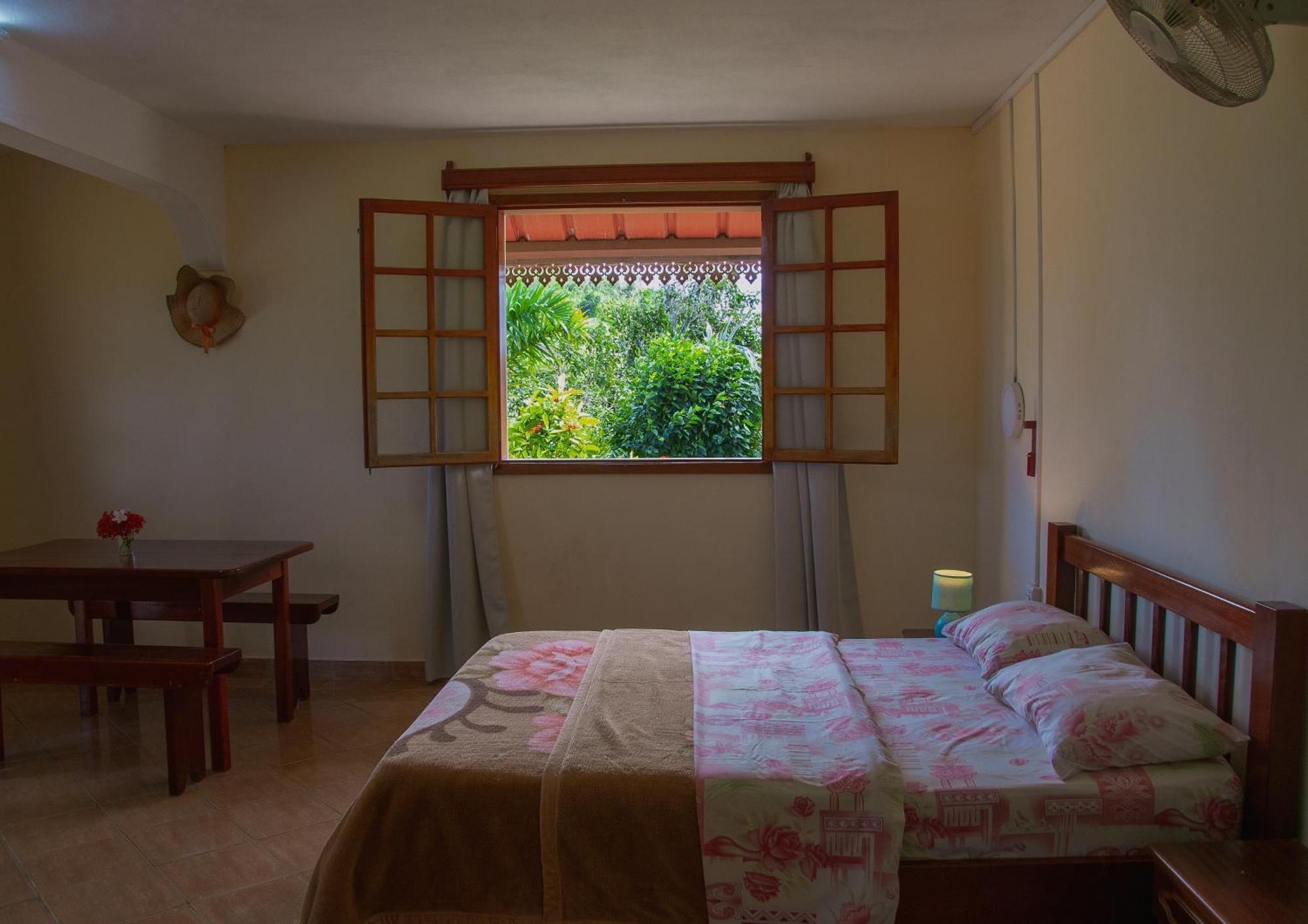 Le Tropical Chez Jeannette Bed & Breakfast Saint Gabriel Bilik gambar